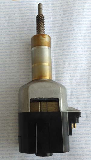 Singer500slantmotor2.jpg